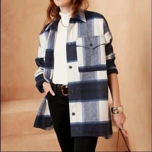 Banana Republic Navy and White Cozy Plaid Shirt Jacket